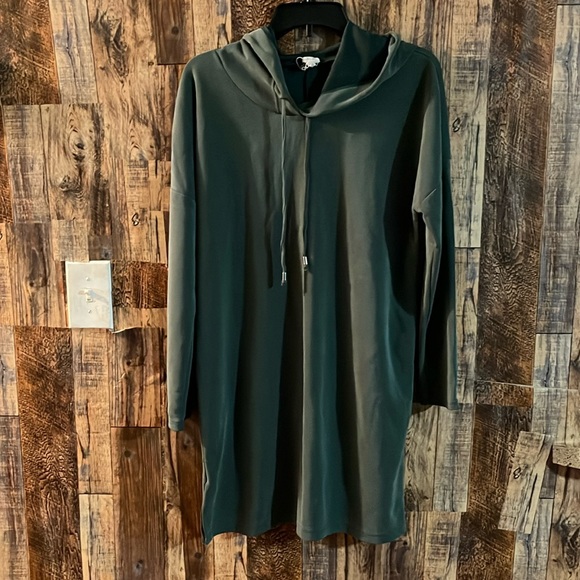 Cable & Gauge | Dresses | Cable Gauge Long Sleeve Hooded Dress Medium ...